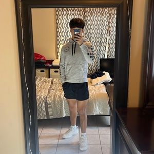 Hollister/ white/ hoodie/ xs